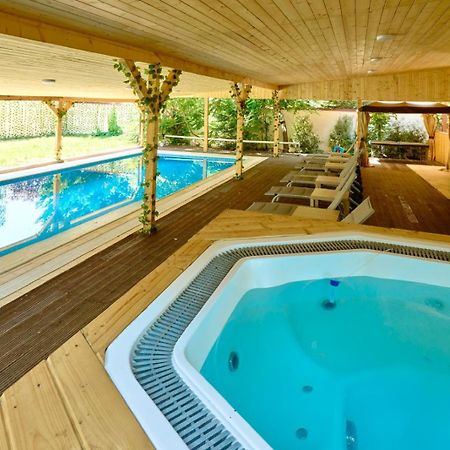 Therme Airport Resort Corbeanca Εξωτερικό φωτογραφία