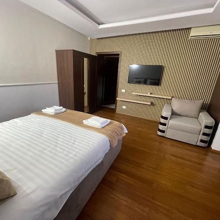 Therme Airport Resort Corbeanca Εξωτερικό φωτογραφία