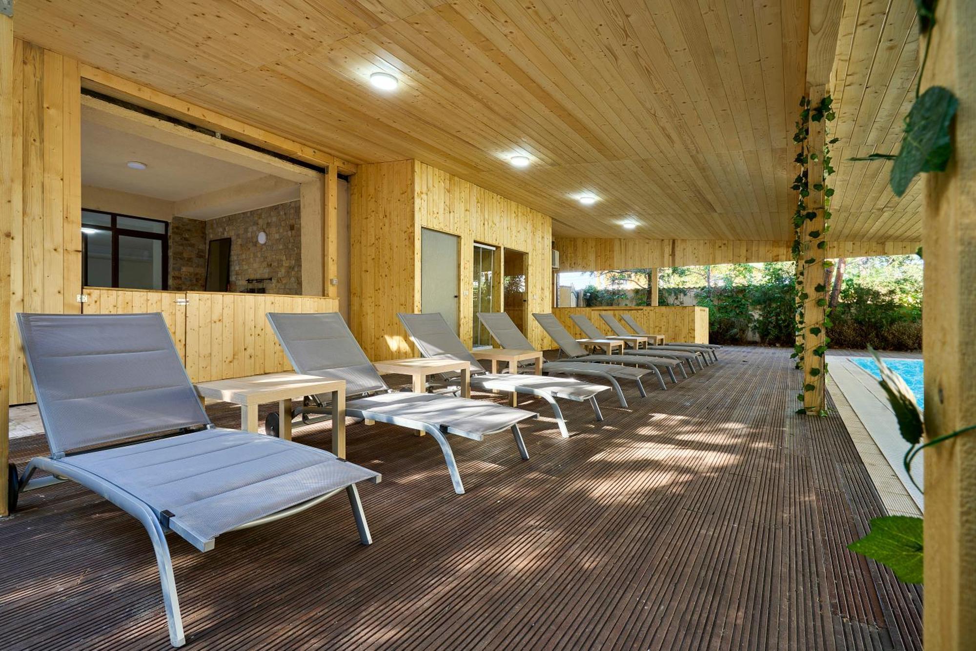 Therme Airport Resort Corbeanca Εξωτερικό φωτογραφία